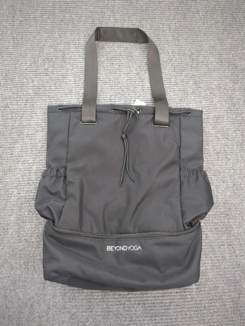 NWT Beyond Yoga Convertible Tote Backpack Gym Bag Yoga, Fitness Travel, Outdoor